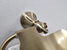 Держатель для туалетной бумаги с крышкой KorDi KD 7510 Bronze